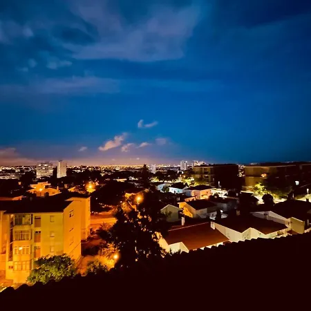 With A View Κασκαΐς